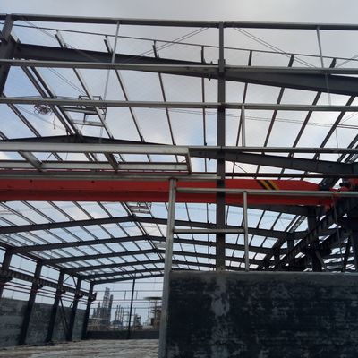Q355B Prefabrik Çelik İnşaat Prefabrik Çelik Depo Binaları ODM