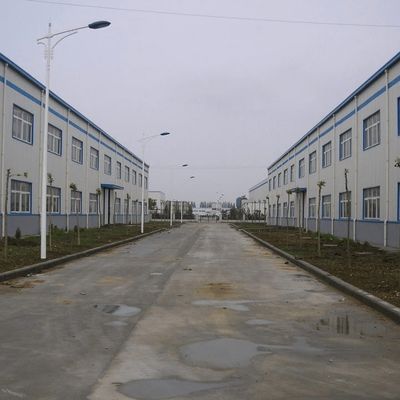 OEM Çelik Çerçeve Ofis Binaları C Purlin Çelik Çerçeve İnşaatı