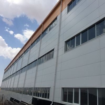 Q345 Çelik Prefabrik Evler OEM Prefabrik Çelik Yapı Bina