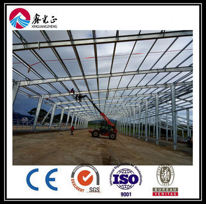 Q345B Pencere Yukarı PVC'li Çelik Depo Prefabrikasyon Çelik Yapı Atölyesi