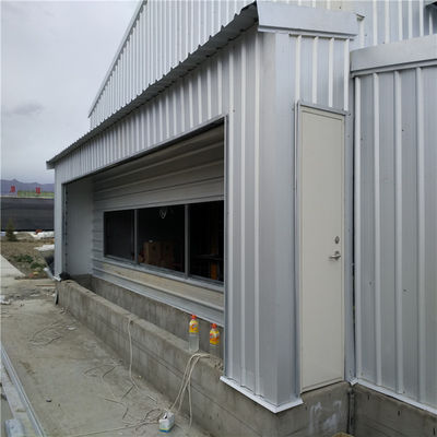 Elektrostatik püskürtme ile zarif ve modern tasarımlı otomatik broiler besleme sistemi