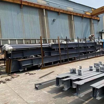 Çelik depo atölyesi inşa etmek için çelişmiş veya galvanizli çelik sütun ve çelik kiriş