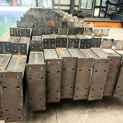Çatı ve Duvar Bolt Bağlantısı Tasarımı için Boyalı / Galvanizli Çelik Malzemesi