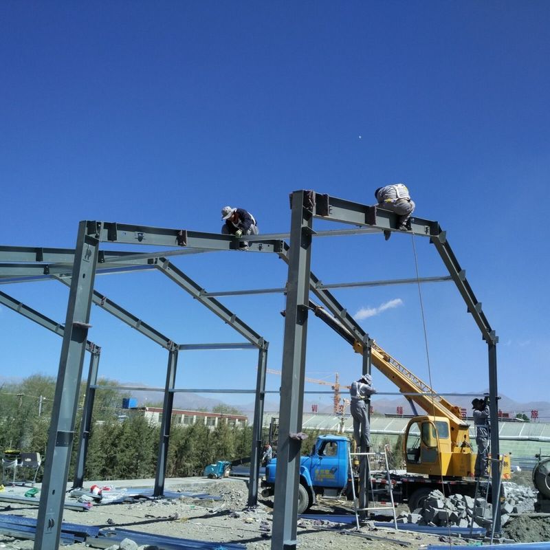 Endüstriyel Hayvancılık Çelik Yapı Çiftlik Evi Kullanımı Renkli Panel