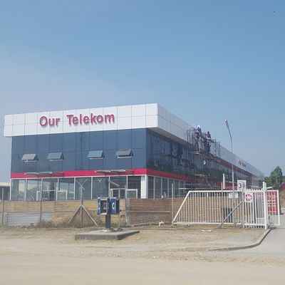 Özel Çelik Yapı Sergi Salonu Nem Dayanıklı Metal Depo Binaları
